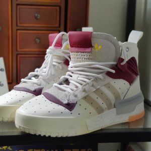 Rivalry RM High “White Burgundy” sz 6 F34143